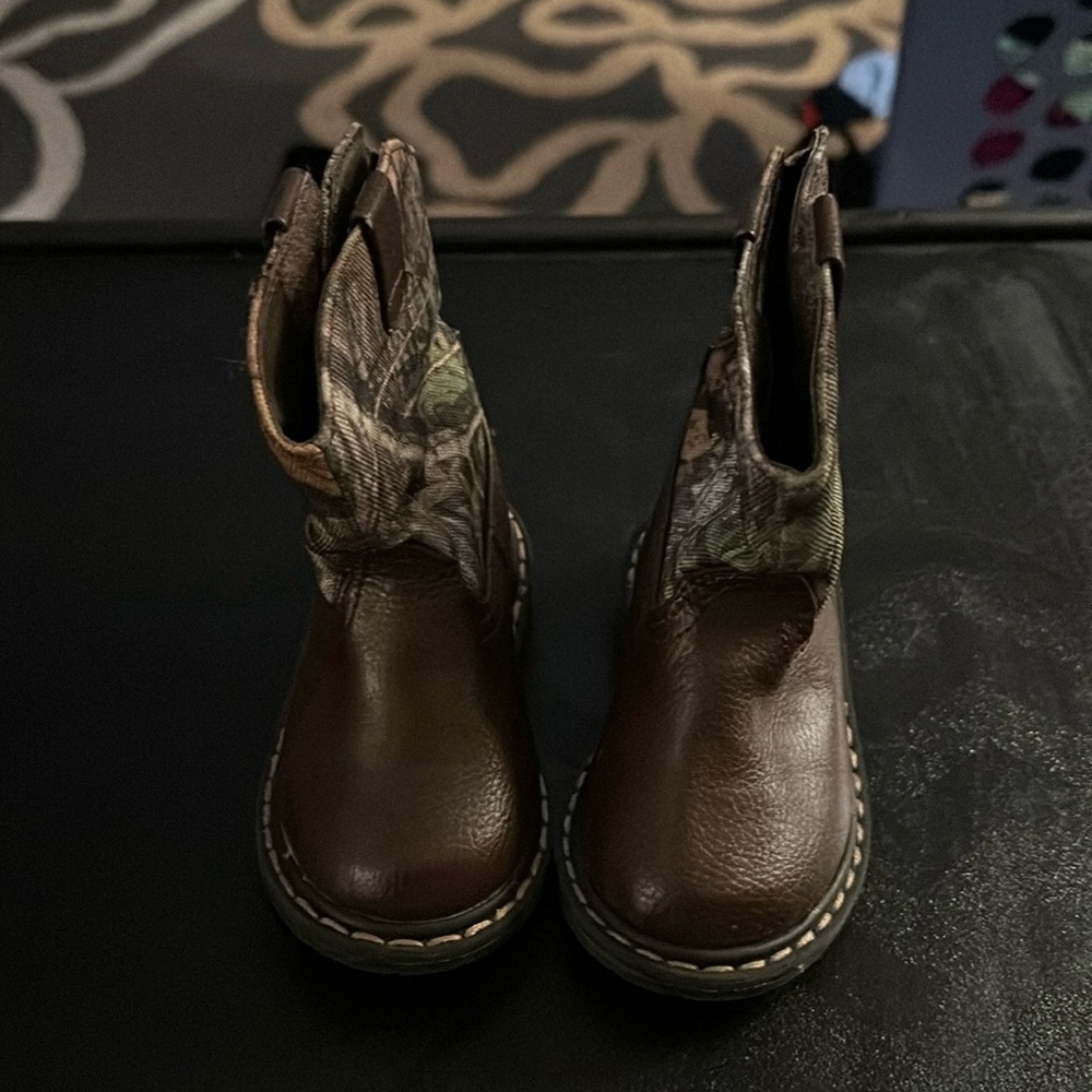 Size 5 toddler cowboy boots